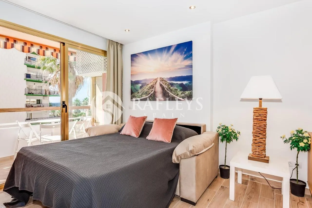 Apartment Modern 1 Bedroom Apartement In Very Center Of Marbella.